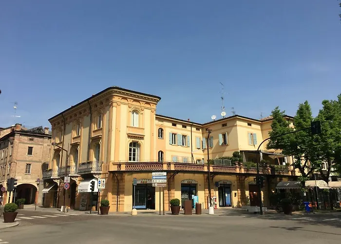 Domus Aurea בית הארחה 3*