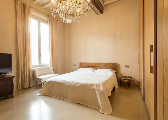 Domus Aurea Gæstehus 3*